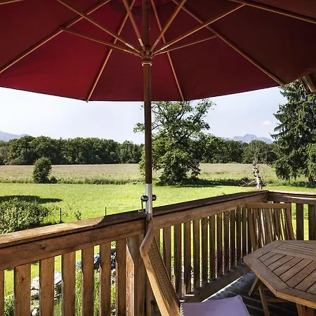 5 Sterne Mit Garten Und Bergblick In Chiemsee-naehe Lägenhet