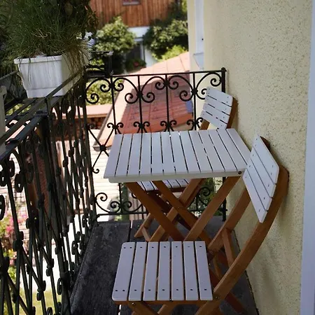 5 Sterne Mit Garten Und Bergblick In Chiemsee-naehe * Übersee