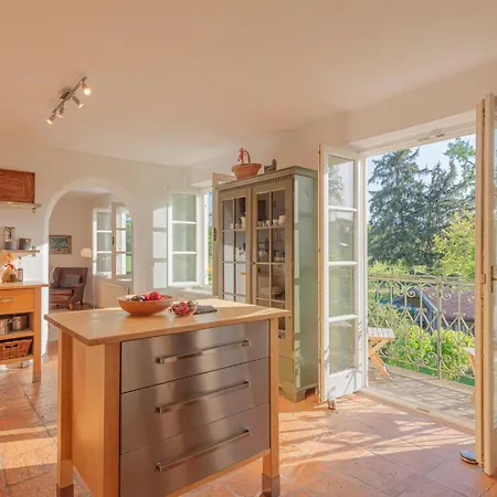 Traum Mit Garten Und Bergblick Nahe Chiemsee